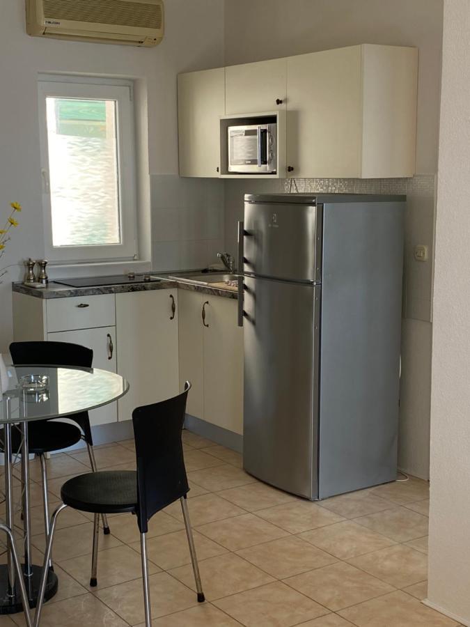Villa Leo Beach Apartment Podgora Exteriér fotografie