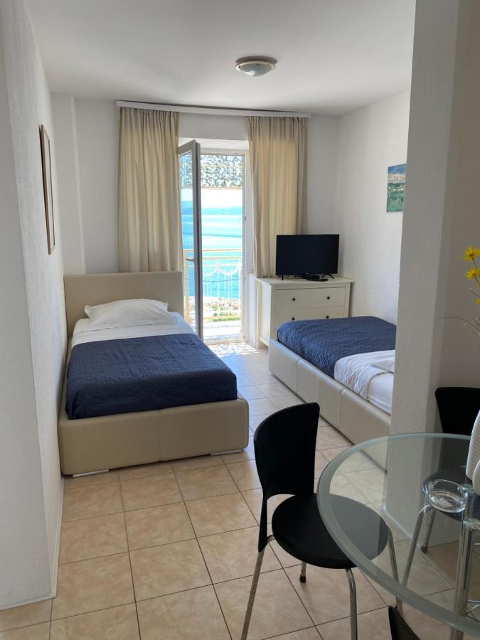 Villa Leo Beach Apartment Podgora Exteriér fotografie